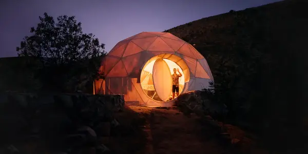Logo Airbnb